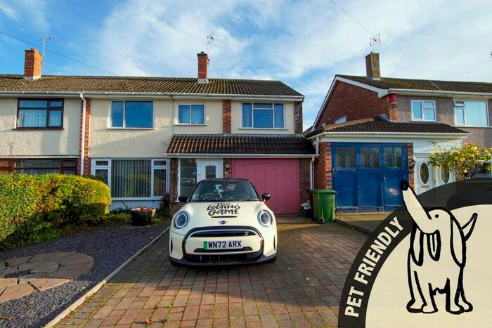 4 Bedroom House To Rent In Orchard Boulevard, Oldland Common, Bristol, BS30