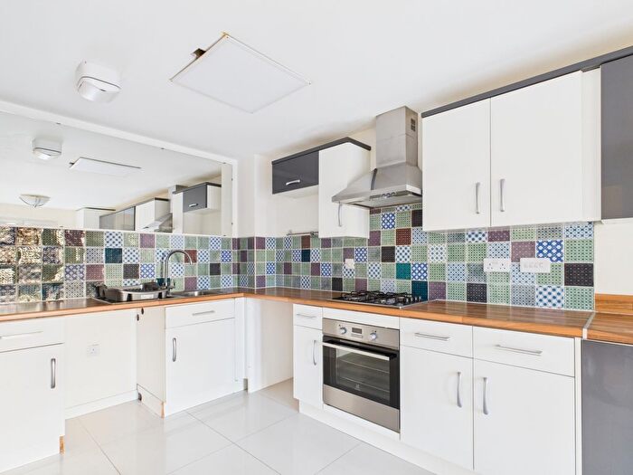 4 Bedroom Terraced House To Rent In Ledbury Court, Cheltenham, GL52