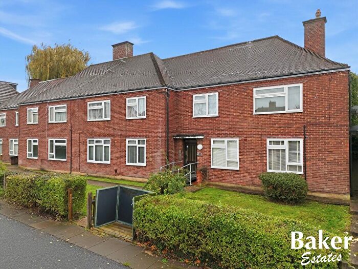 1 Bedroom Flat For Sale In Newton Road, Chigwell, London, IG7