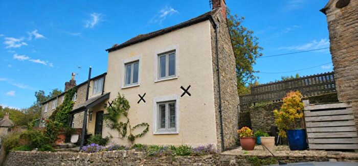 3 Bedroom Cottage To Rent In Burton Hill, Malmesbury, SN16