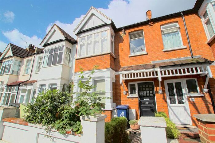 1 Bedroom Flat To Rent In Camborne Avenue, London, W13