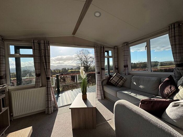 2 Bedroom Mobile/park Home For Sale In Simonscales Lane, Cockermouth, CA13