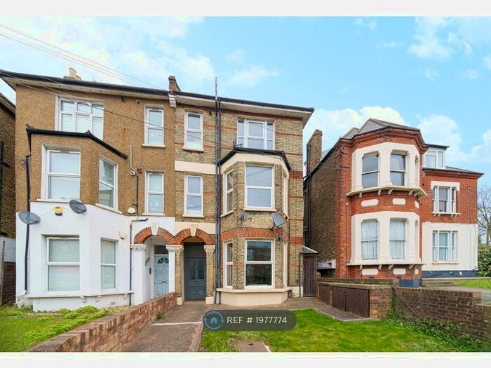 2 Bedroom Flat To Rent In Thurlow Park Road, London, SE21