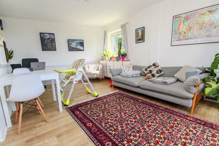 2 Bedroom Flat To Rent In Jackson Court, Brading Crescent, Aldersbrook, London, E11