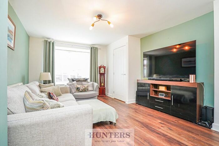 3 Bedroom Detached House For Sale In Plantation Drive, Barlby, Selby, YO8