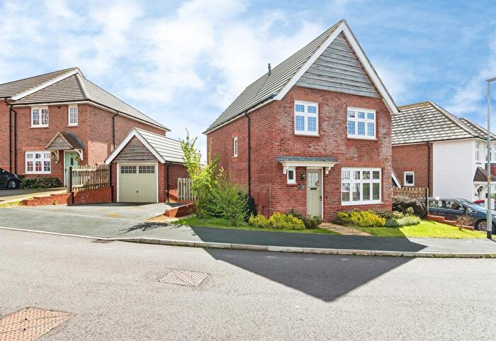 3 Bedroom Semi Detached House For Sale In Bupton Road, Stafford, ST18