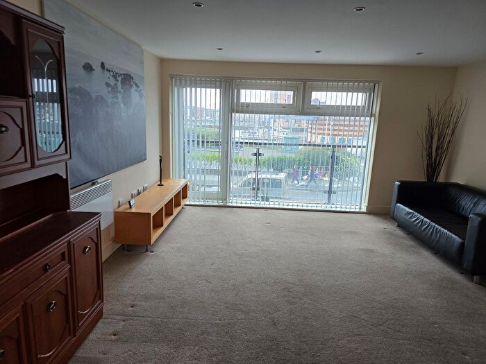 2 Bedroom Flat To Rent In Kings Road, Swansea, SA1