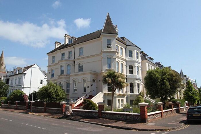 2 Bedroom Apartment For Sale In Spencer Road, Eastbourne, BN21