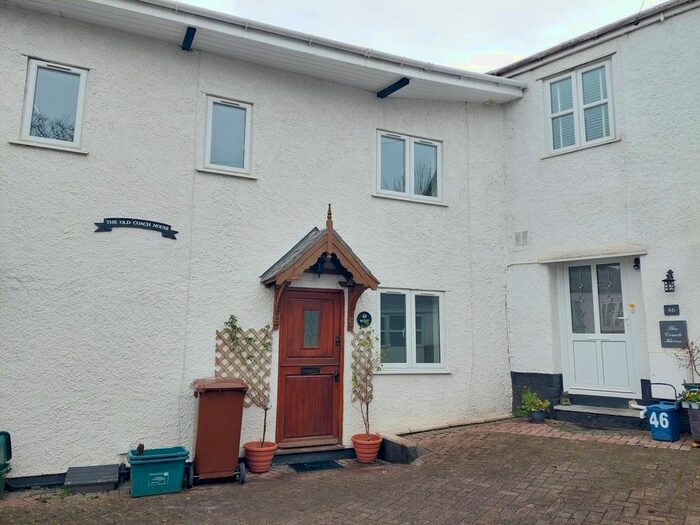 2 Bedroom Terraced House To Rent In High Street, Cullompton, EX15