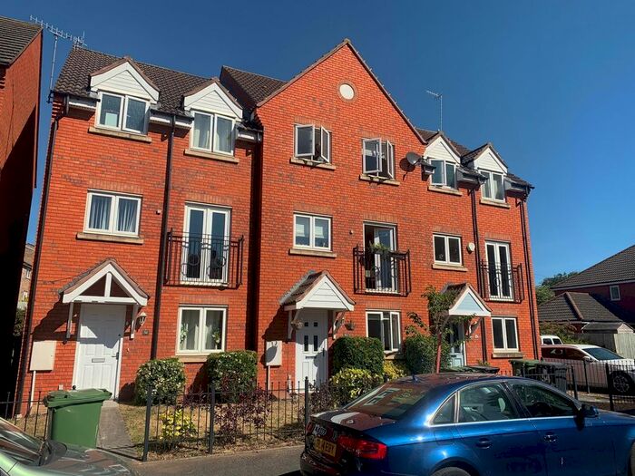 4 Bedroom Property To Rent In Michael Tippet Drive, Worcester, WR4