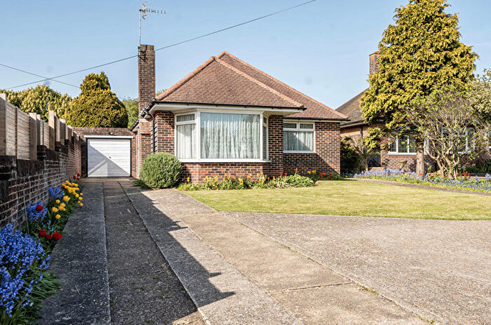 3 Bedroom Bungalow To Rent In Littlehampton Road, Worthing, West Sussex, BN13