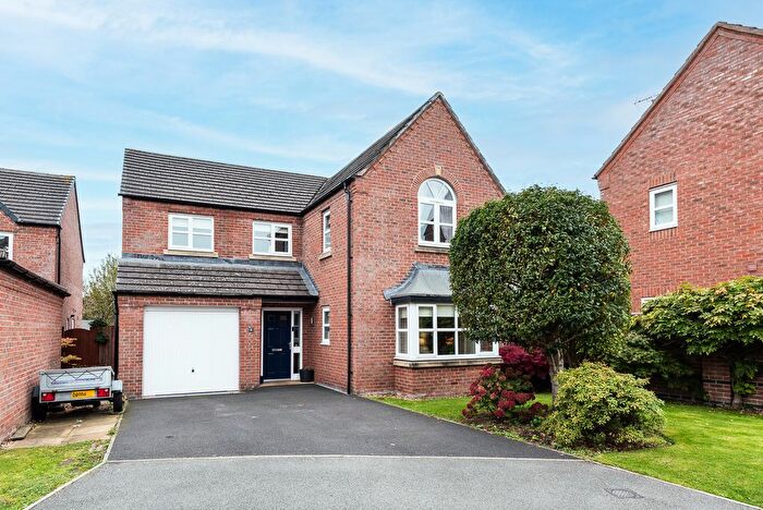4 Bedroom Detached House For Sale In John Yeoman Close, Little Neston, CH64