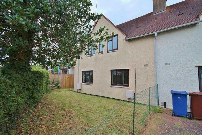 3 Bedroom Semi-Detached House To Rent In Kidlington Epc Rating D, OX5