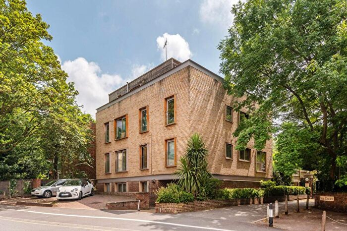 1 Bedroom Flat To Rent In Kingston Hill, Kingston, Kingston Upon Thames, KT2