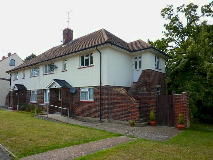 2 Bedroom Maisonette To Rent In Kellaway Road, Lordswood, ME5