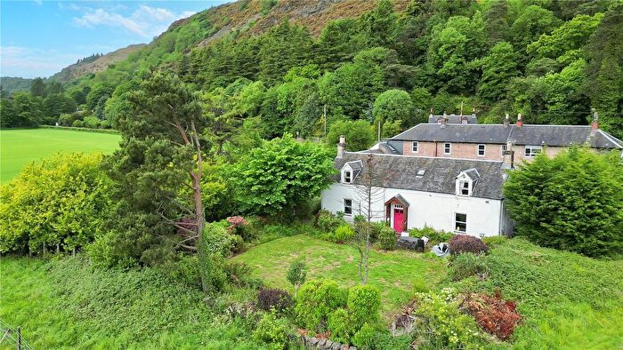 2 Bedroom Cottage For Sale In Blairlogie, Stirling, Clackmannanshire, FK9