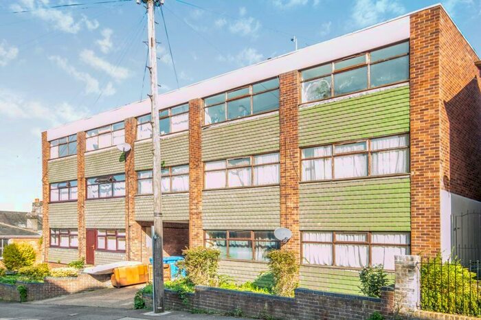 Studio To Rent In Cambridge Court, Cambridge Street, Norwich, NR2