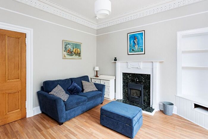 2 Bedroom Flat To Rent In Myrtle Terrace, Polwarth, Edinburgh, EH11