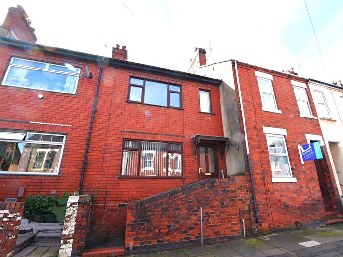 2 Bedroom Terraced House To Rent In Richmond Street, Penkhull, Stoke-On-Trent, ST4