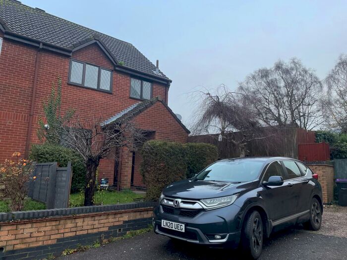 3 Bedroom Semi-Detached House To Rent In Foxglove Close, Spilsby, PE23