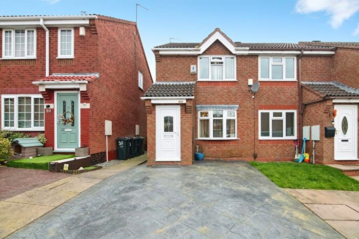 2 Bedroom Semi Detached House For Sale In Denbigh Close, Dudley, DY1