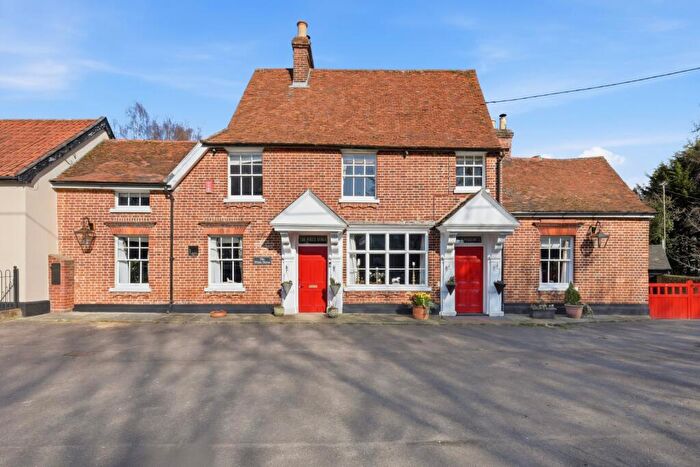 4 Bedroom Link Detached House For Sale In The Street, Hitcham, IP7