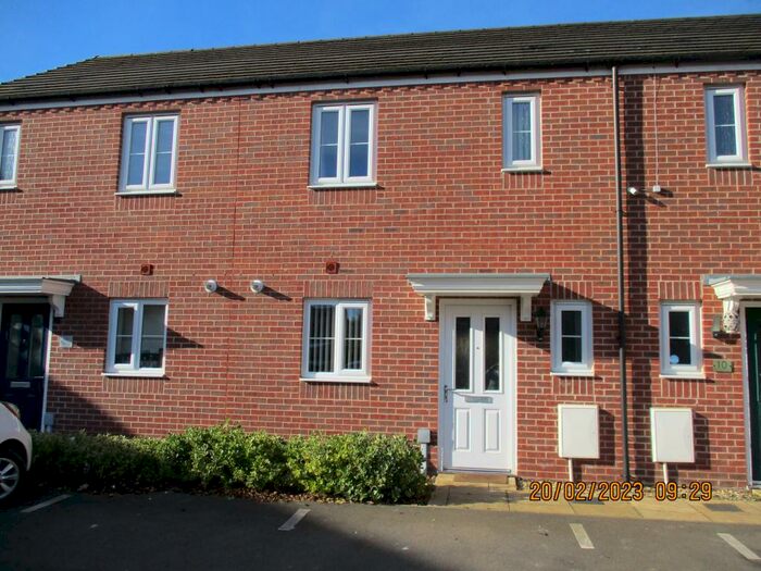 2 Bedroom Terraced House To Rent In Waveney Close, Spalding, PE11