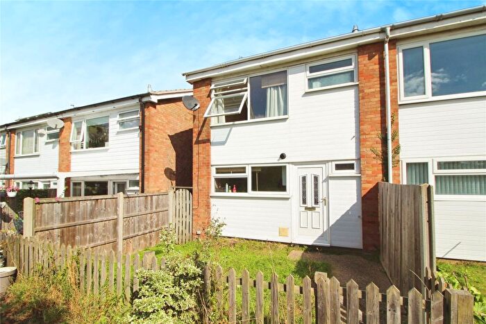 3 Bedroom End Of Terrace House For Sale In Chapel Field, Great Barford, Bedford, Bedfordshire, MK44