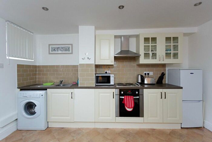 Studio To Rent In Vinery Mount, Leeds, LS9