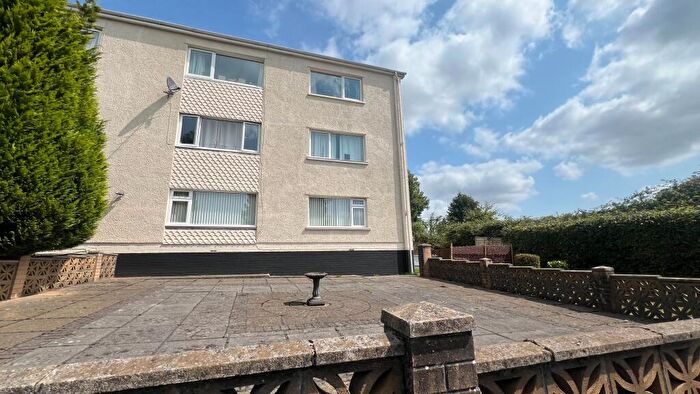 2 Bedroom Flat For Sale In Heol Lewis, Rhiwbina, Cardiff, CF14