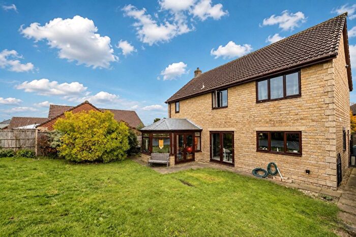 4 Bedroom Detached House For Sale In Dening Close, Chard, Somerset, TA20