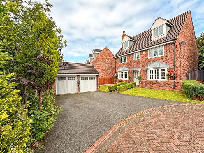 5 Bedroom Detached House For Sale In Malhamdale Road, Congleton, CW12