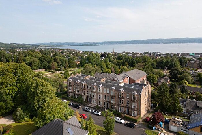 2 Bedroom Apartment For Sale In Prince Albert Terrace, Helensburgh, Argyll & Bute, G84