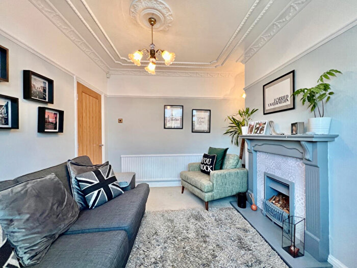 2 Bedroom Semi-Detached House For Sale In Queensway, Gawber, S75