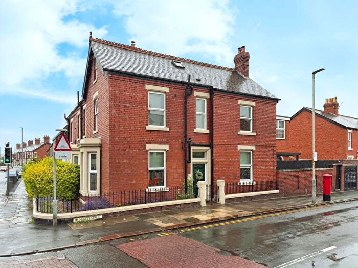 4 Bedroom End Of Terrace House For Sale In Nelson Street, Carlisle, CA2