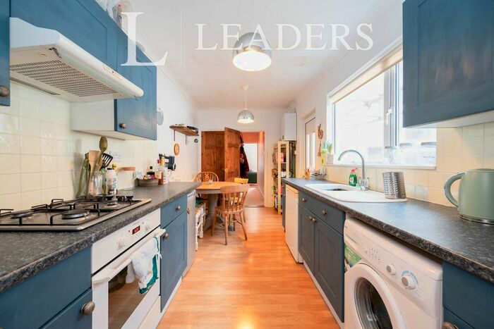 2 Bedroom Flat To Rent In Highland Road, Southsea, PO4