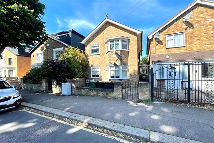 2 Bedroom Apartment To Rent In Jarvis Court, Copeland Road, Walthamstow, E17