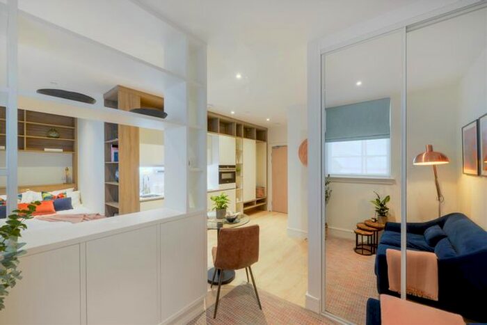 Studio To Rent In Kings Road, Brentwood, CM14