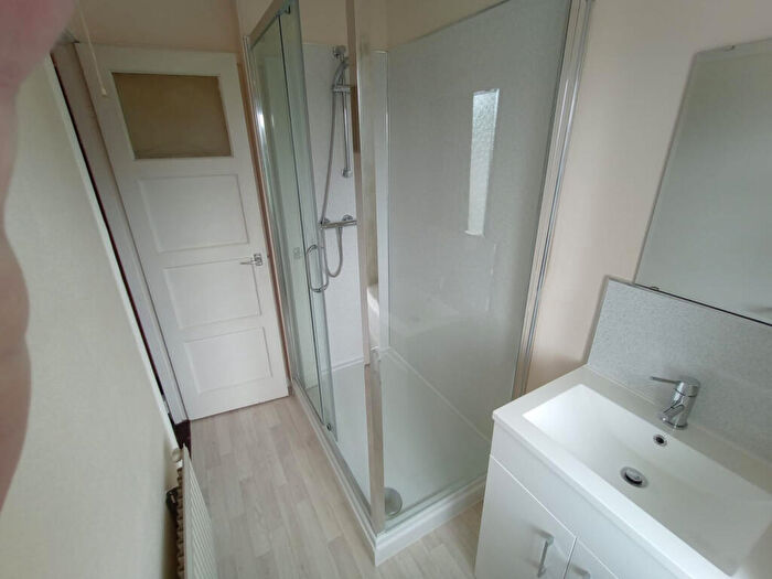 3 Bedroom End Of Terrace House To Rent In Rivermead Road, Oxford, Oxfordshire, OX4