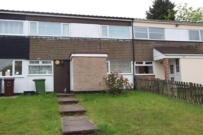 3 Bedroom Terraced House To Rent In Piccadilly Close, Birmingham, B37