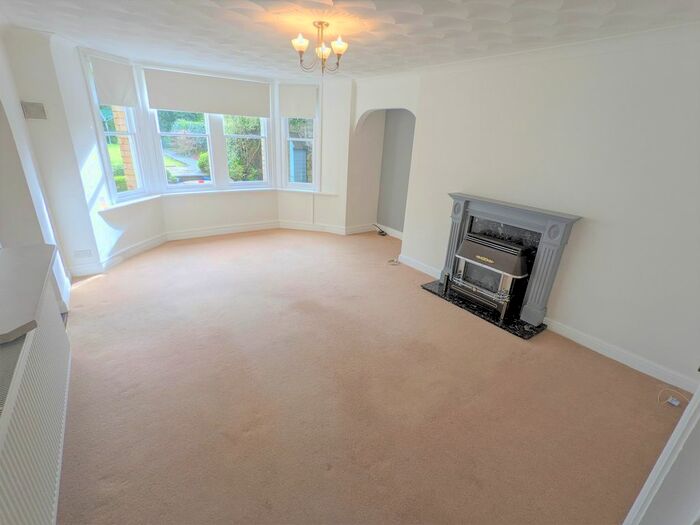 2 Bedroom Flat To Rent In Lansdowne House, Plymouth Road, Penarth, CF64