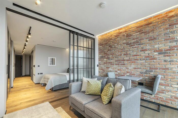 Studio To Rent In Hewett Street, London, EC2A