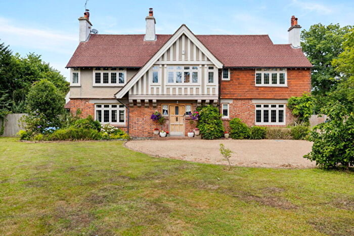 5 Bedroom Detached House For Sale In Yew Lane, East Grinstead, RH19