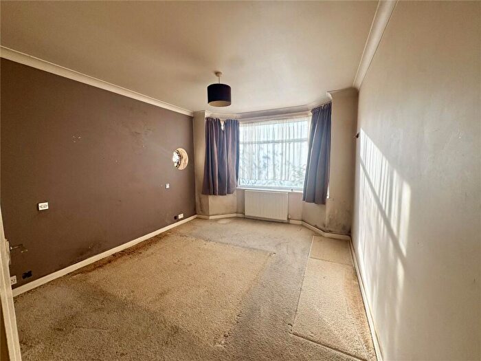 1 Bedroom Apartment For Sale In Castle Road, Bournemouth, Dorset, BH9