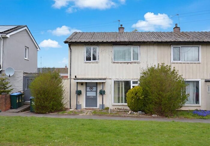 3 Bedroom Semi Detached House For Sale In Dilcock Way, Coventry, West Midlands, CV4