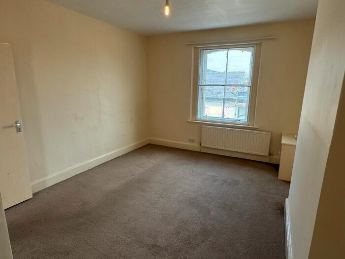 1 Bedroom Flat To Rent In Market Street, Carnforth, LA5