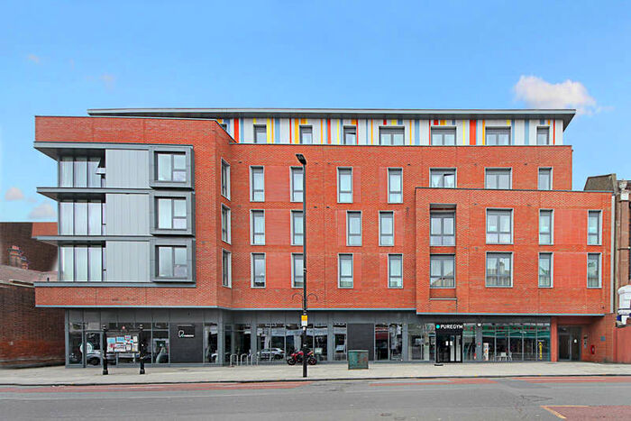 1 Bedroom Flat To Rent In Uxbridge Road, W3