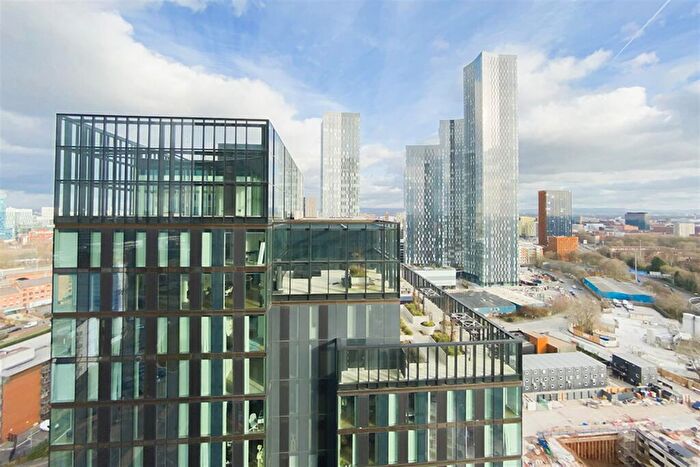 2 Bedroom Apartment To Rent In Elizabeth Tower, M15