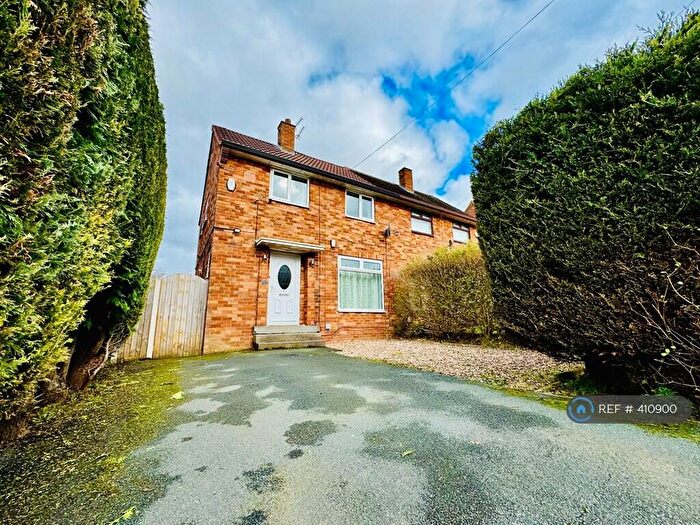 2 Bedroom Semi Detached House To Rent In Latchmere Drive, Leeds, LS16