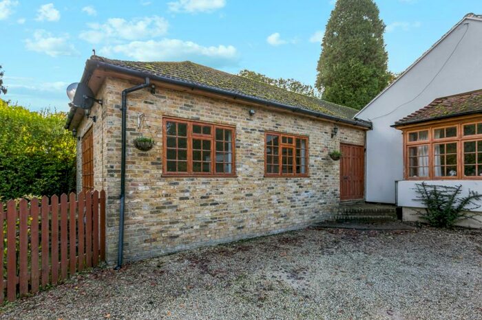 2 Bedroom Bungalow To Rent In Westwood Road, Windlesham, Surrey, GU20